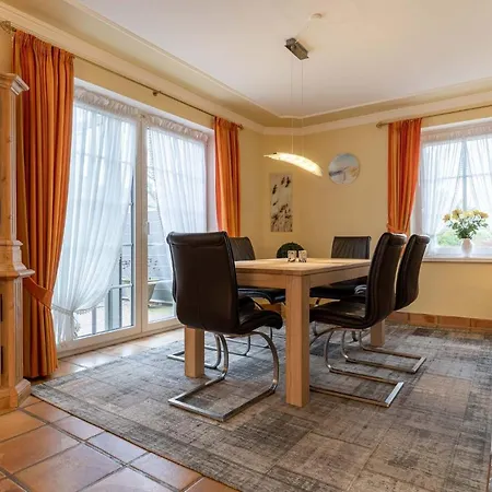 Semesterbostad Haus Sturmschwalbe Sankt Peter-Ording